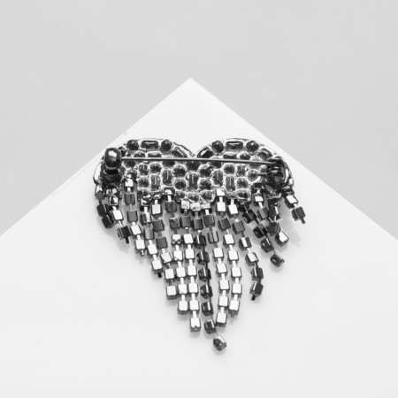Brooch "Heart" waterfall, red color in gray metal-2