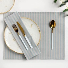 A set of napkins 