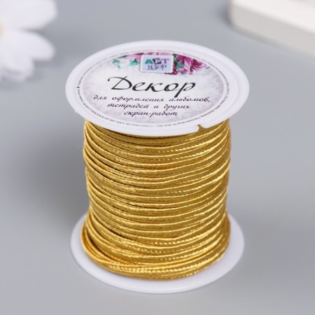 Contain cord on the Bobin "Light Gold" winding 10 m thick 3 mm 4.3x4.7x4.7 cm