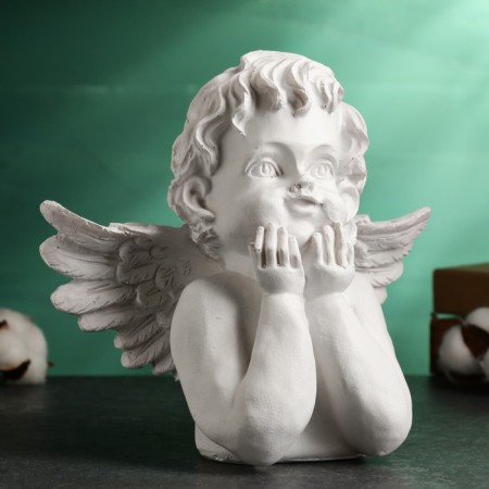 The figure "Angel is lying" white, 21x10x20cm