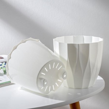 Kashpo for flowers with an insert “flute”, 1.9 l, white color-3