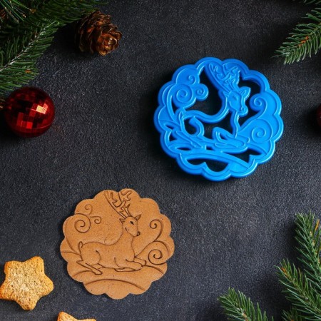 Bed -up form "Fairy -tale deer", cutting, stamp, blue color
