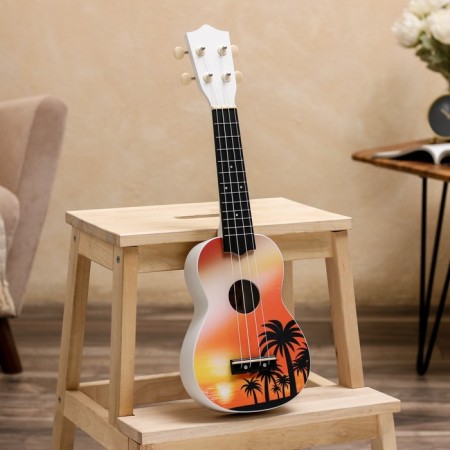 Upolee Soprano Music Life, palm trees at sunset