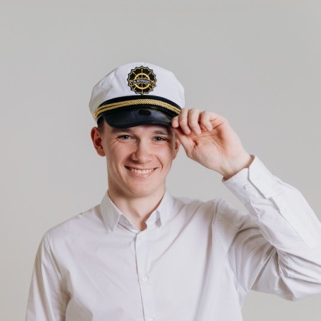 Adult captain’s hat “Behind the helm”, rn. 60-5