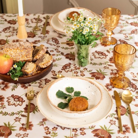 Dolyana tablecloth "Red Flowers" 145x300 cm, 100% p/e-2