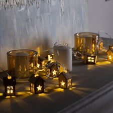 Гирлянда «Нить» 2.5 м с насадками «Домик», IP20, прозрачная нить, 10 LED, свечение тёплое белое, AAх2