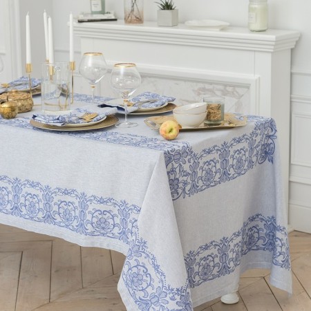 The table set "Ethel" (tablecloth 150x200 cm, napkins 45x45 cm - 6 pcs.) The color is blue, hl. With VMGO