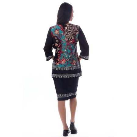 Female suit, size 42-4