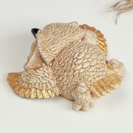 The figure "owl lies with a layer" beige, 7x7x3cm-3