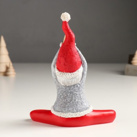 Suvenir Polystone "Santa Claus - yog. Stretching and relaxation" MIX 9x15x18 cm-3
