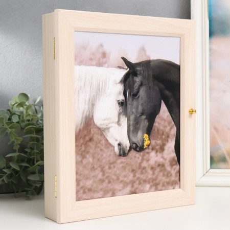Key of "Horses" Dairy Oak 24x29 cm-1