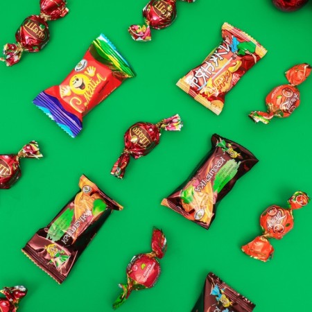 A set of chocolate sweets "Christmas tree", green 105 g-1
