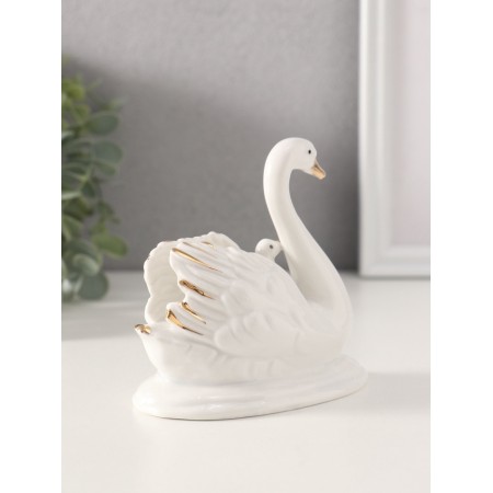 Souvenir Ceramics "Swan with Malyutka" with gold 10x10.5x6 cm-2