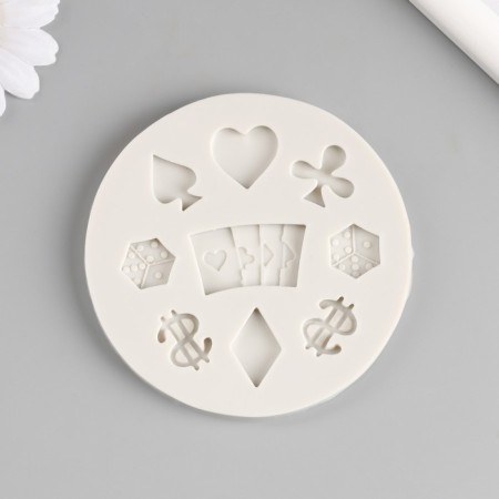 Mold Silicon "Gambling" 9 items 9.2x9.2x1 cm
