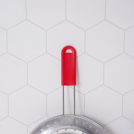 Breaker of the fire “Standard”, d = 19.5 cm, awkward handle, red color-3