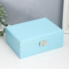 Casket to the leatherette for jewelry 