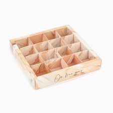 Box for 16 sweets with cells 