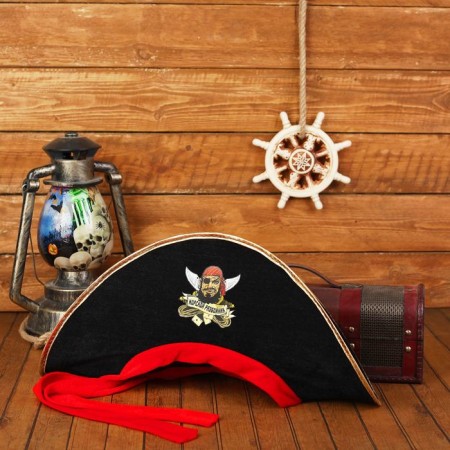 Hat pirate "marine robber", adult, district. 56-58-1