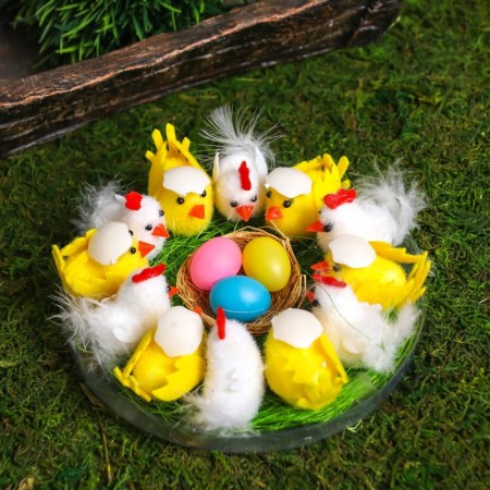 Easter souvenir "Chickens on the grass with a nest and testicles" set pcs 12 4.5x14x14 cm