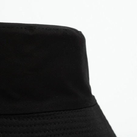 Panama is monophonic, two-do, black/white color, size 57-58-7
