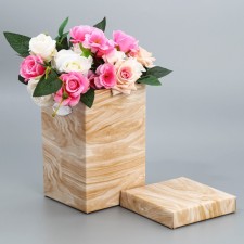 Folding box 
