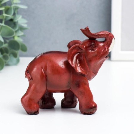 Polystone souvenir for a red tree set of 7 pcs "Herd of elephants" 9; 7.5; 7; 6.5; 5.3, 4.8.4 cm-1