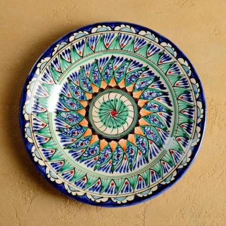 Plate of the Rishtan ceramics "Flowers", 22 cm, blue-7