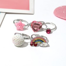A set of children's rings 