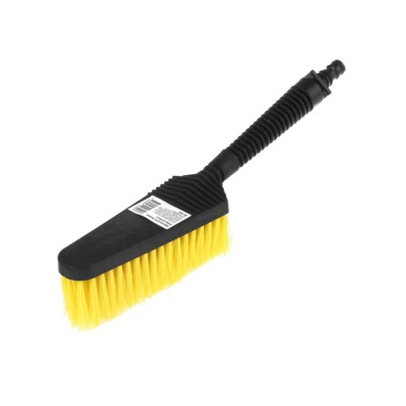 Car washing brush, under the hose-1