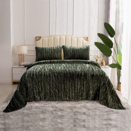 The set with the "Theon" cover, size 240x260 cm, 50x70 cm - 2 pcs, green color
