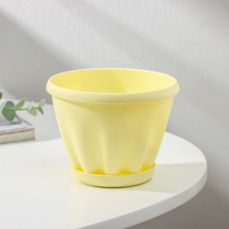 Pot for flowers with the Podon "Noble", 450 ml, d = 11 cm, yellow color-1