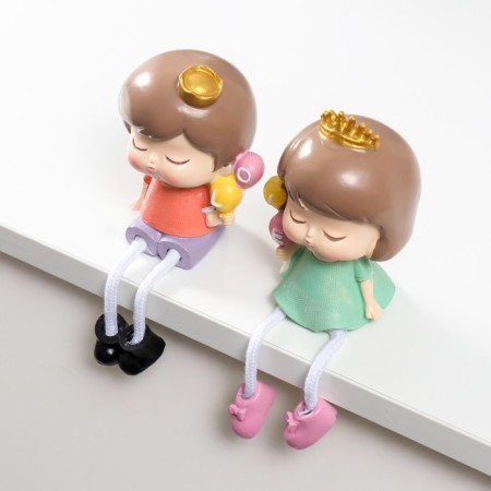 Polystone souvenir "kids in a crown with long legs" set 2 pcs 16x7.3x6 cm-1