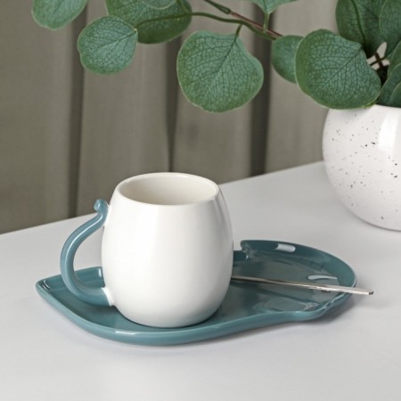 Tea couple ceramic "elephant", 2 items: a mug with a spoon of 220 ml, a saucer 19 × 12.5 cm-1