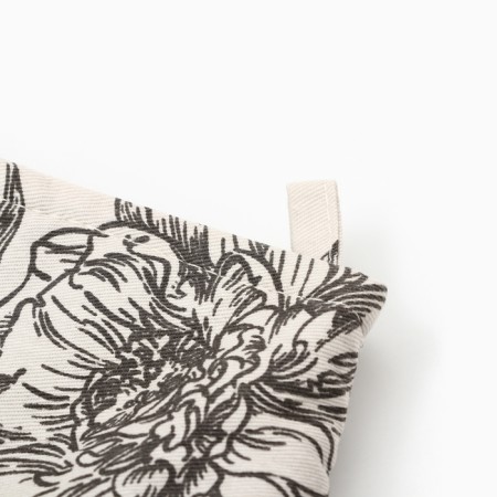 Black Flowers Ethel Mittens and Open Pass 20x27cm, 100% X/L, Sarzha 190 g/m2-2
