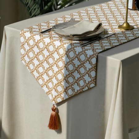 Serving path "Hindi", size 40x200 cm-3