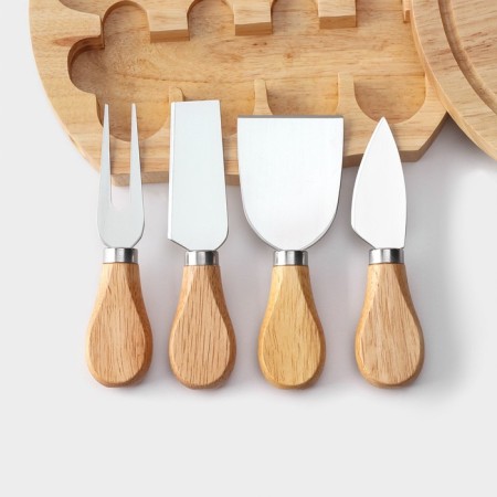 Set for feeding cheese, 4 knives, board, 19.5 × 19.5 × 3.5 cm, oak-2