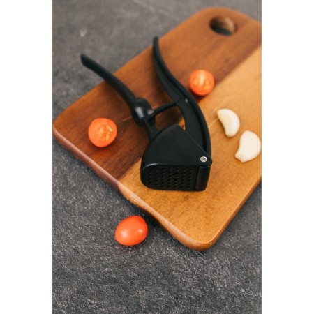 Magistro Alum Black garlic press with bones pusher, black color-10