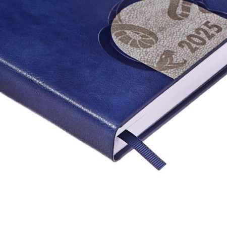 Dated diary 2025, A5, 176 sheets, Hong Kong, solid cover, pancake embossing, with liesse, block 80 g/m2, blue-2