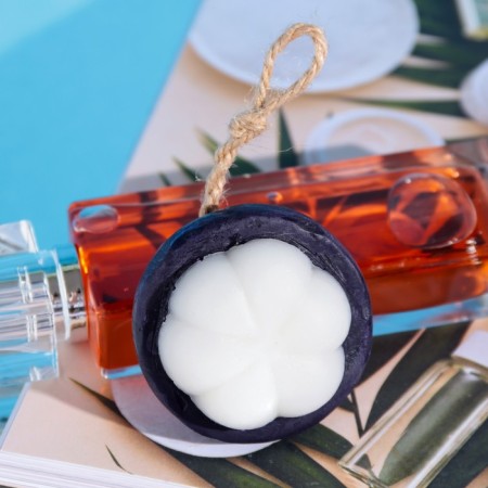 Thai fruit soap "Mangostin"