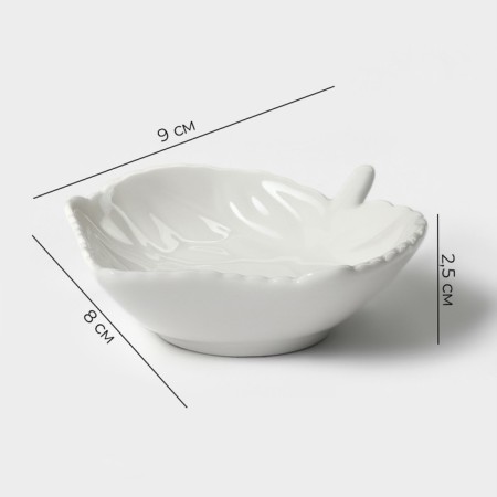 Porcelain dish Magistro "leaf", 9 × 8 cm, white color-1