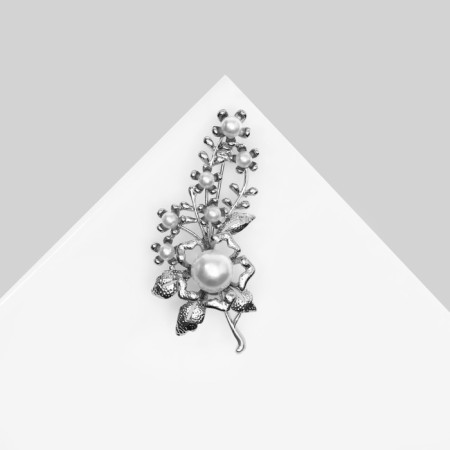 Brooch "Flower" gypsophila, white color in silver
