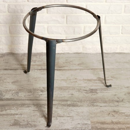 A tripod for cauldron 9 l, diameter 374 mm, 20 x 39 x 39 cm-1