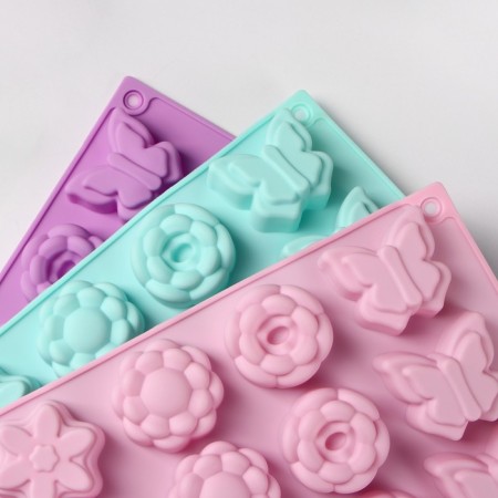 Baking shape of the share “Heart, butterfly, flower”, silicone, 29.8 × 19.7 cm, 20 cells, color mix-3
