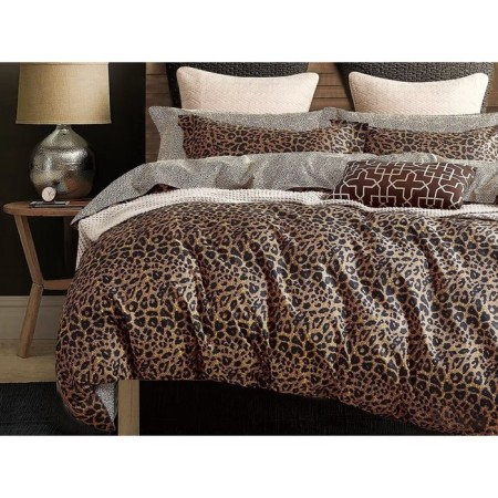 Bed linen Duet Satin de Luxe, size 230x250 cm, 150x210 cm - 2 pcs, 50x70 cm - 2 pcs, 70x70 cm - 2 pcs