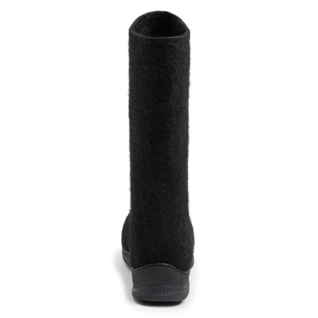 Women's boots are black, size 34-2