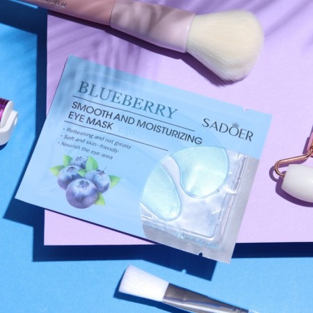 Paths for the eyes with blueberry extract