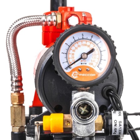 Car compressor "aggressor", metal, receiver 6 l, 12V, 180W, hose 10 m, AGR-6LT-1