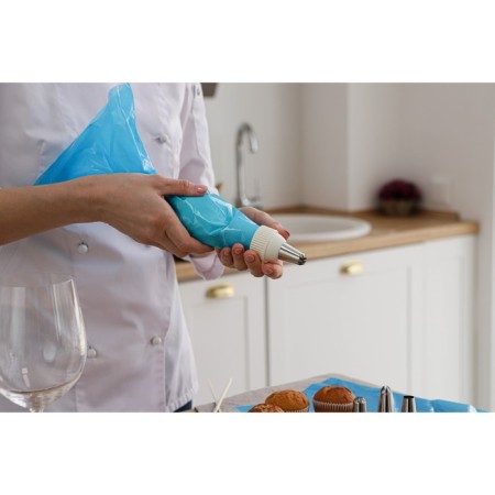 Confectionery set, 7 objects: 2 bags, 4 nozzles d = 2.5 cm, adapter-10