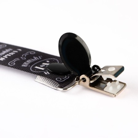 The holder for the nipple is the dummy "coolest", on the tape-3
