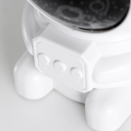 Night-designer "Cosmonaut" LED 3W USB white 9.5x11x13 cm Risalux-12
